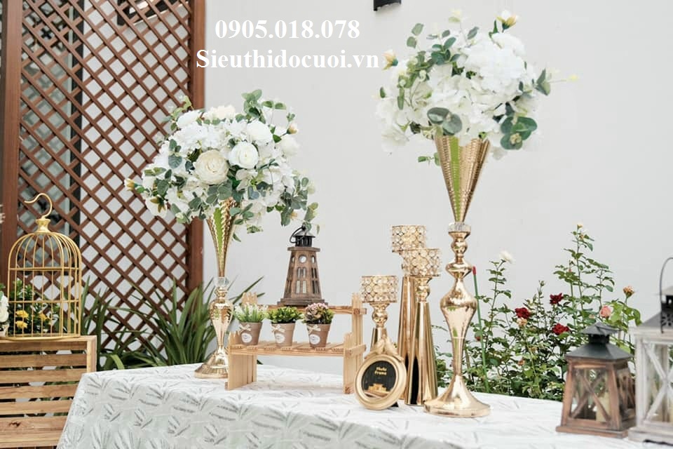 Trụ nến, chân nến Trụ nến, chân nến