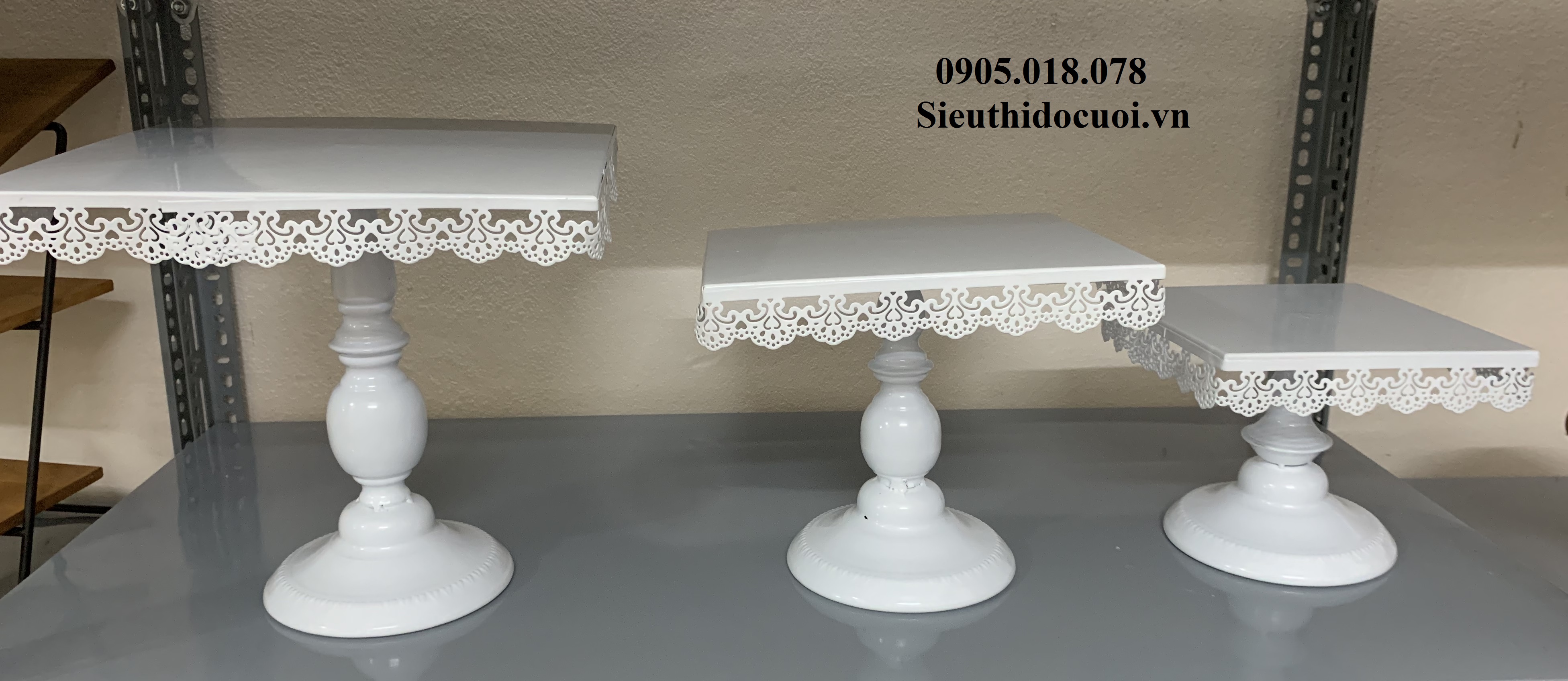 Khay bánh, kệ bánh, giá để bánh, chân bánh kem Khay bánh, kệ bánh, giá để bánh, chân bánh kem