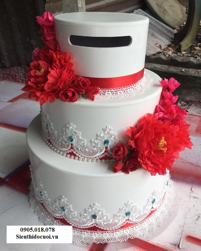 Thùng tiền đám cưới hình bánh kem Thùng tiền đám cưới hình bánh kem