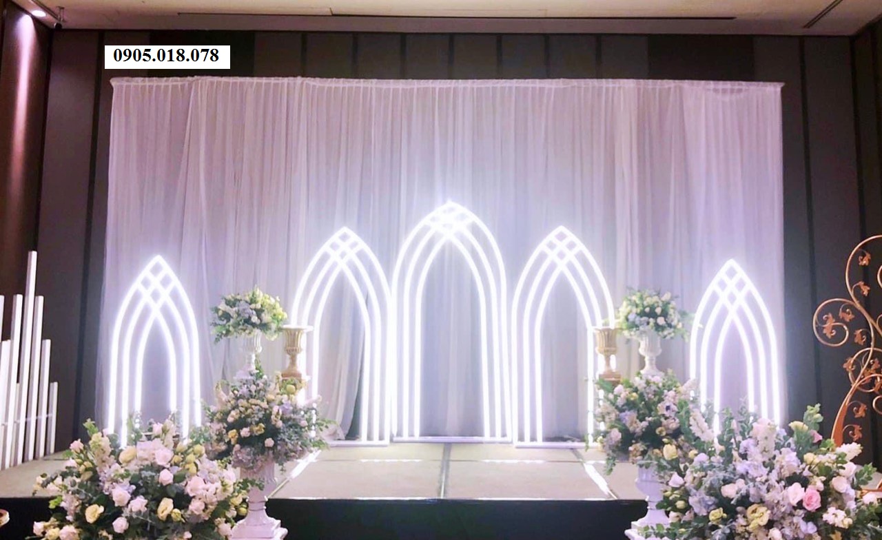 ĐÈN DẪN LỐI SÂN KHẤU BÚP MĂNG ĐÈN DẪN LỐI SÂN KHẤU BÚP MĂNG