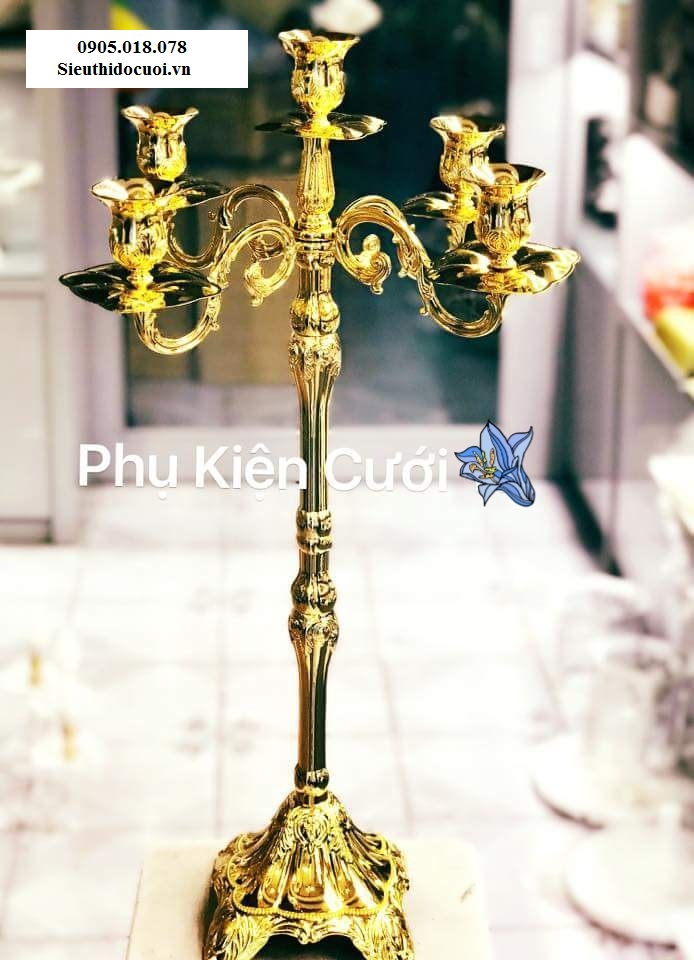 Chân nến trang trí giá rẻ Chân nến trang trí giá rẻ