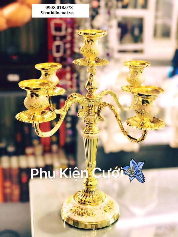 Chân nến trang trí giá rẻ Chân nến trang trí giá rẻ