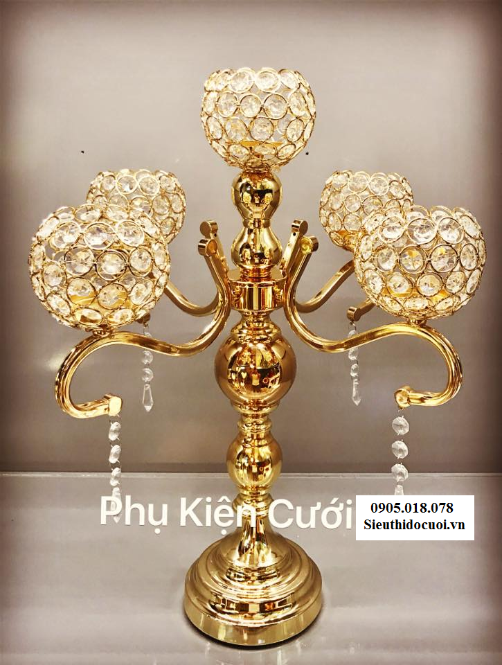 Chân nến pha lê trang trí tông màu vàng Chân nến pha lê trang trí tông màu vàng