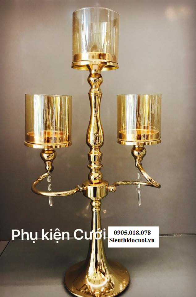 Chân nến pha lê trang trí tông màu vàng Chân nến pha lê trang trí tông màu vàng