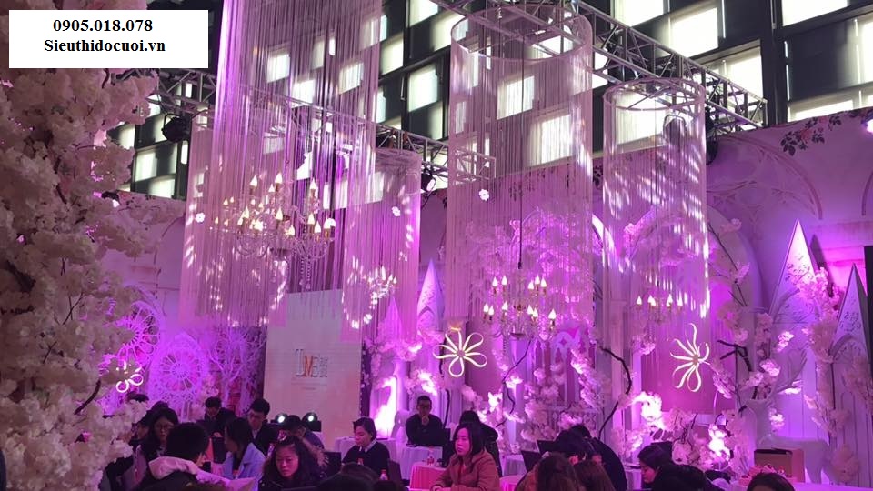 Đèn chùm pha lê nến 15 nhánh (15 nến) Đèn chùm pha lê nến 15 nhánh (15 nến)