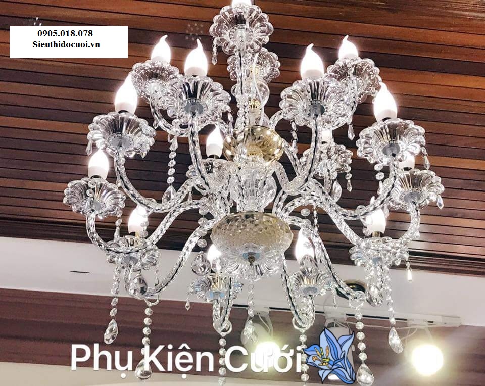 Đèn chùm pha lê nến 15 nhánh (15 nến) Đèn chùm pha lê nến 15 nhánh (15 nến)