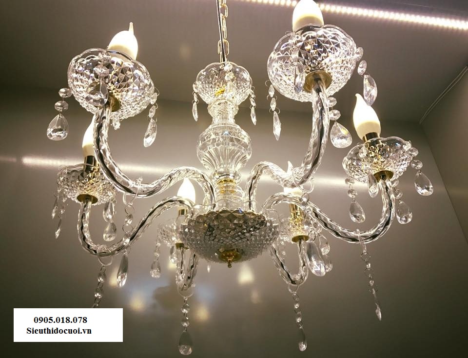 ĐÈN CHÙM PHA LÊ NẾN 6 NHÁNH (6 NẾN) ĐÈN CHÙM PHA LÊ NẾN 6 NHÁNH (6 NẾN)