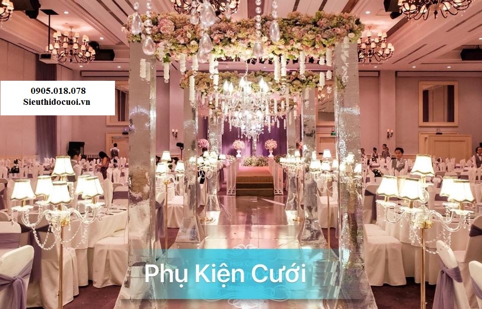 Đèn chùm nến chân đứng giá rẻ Đèn chùm nến chân đứng giá rẻ