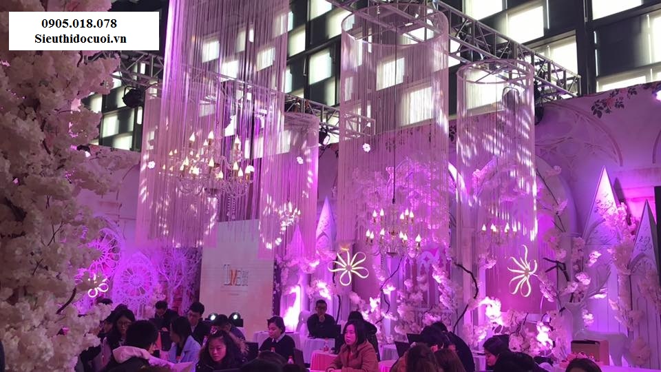 ĐÈN CHÙM PHA LÊ NẾN 6 NHÁNH (6 NẾN) ĐÈN CHÙM PHA LÊ NẾN 6 NHÁNH (6 NẾN)