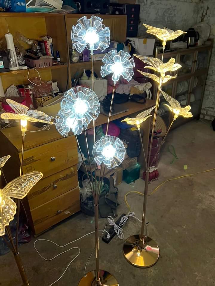 ĐÈN DẪN LỐI HOA CẨM TÚ CẦU ĐÈN DẪN LỐI HOA CẨM TÚ CẦU