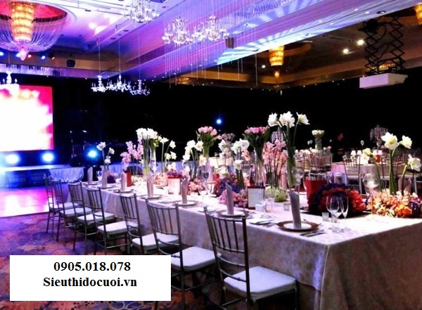 Ghế Tiffany bằng thép sơn tĩnh điện giá rẻ Ghế Tiffany bằng thép sơn tĩnh điện giá rẻ