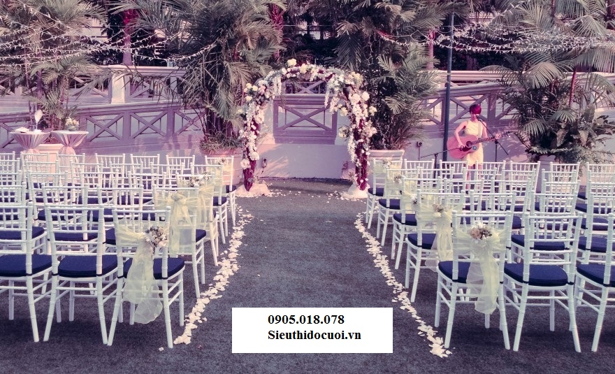 Ghế Tiffany bằng thép sơn tĩnh điện giá rẻ Ghế Tiffany bằng thép sơn tĩnh điện giá rẻ