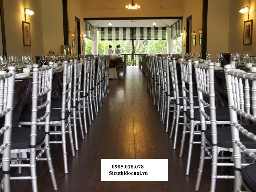 Ghế Tiffany bằng thép sơn tĩnh điện giá rẻ Ghế Tiffany bằng thép sơn tĩnh điện giá rẻ