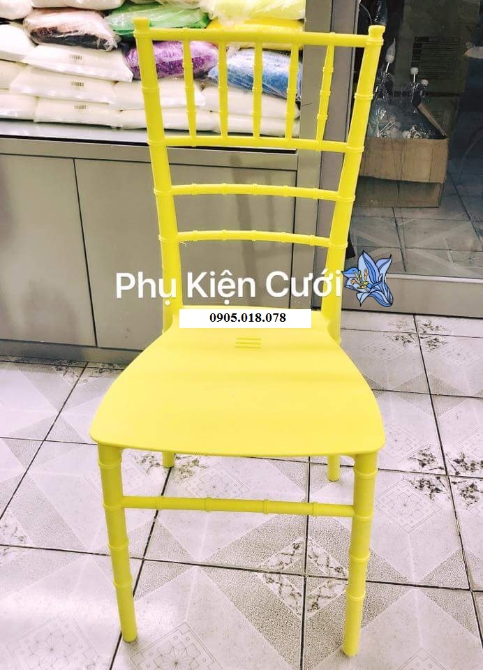 Ghế Tiffany bằng nhựa cao cấp đúc nguyên khối Ghế Tiffany bằng nhựa cao cấp đúc nguyên khối