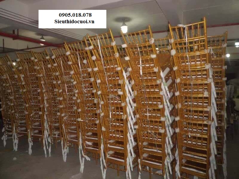 Ghế Tiffany bằng thép sơn tĩnh điện giá rẻ Ghế Tiffany bằng thép sơn tĩnh điện giá rẻ