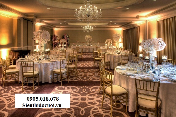 Ghế Tiffany bằng nhựa cao cấp đúc nguyên khối Ghế Tiffany bằng nhựa cao cấp đúc nguyên khối