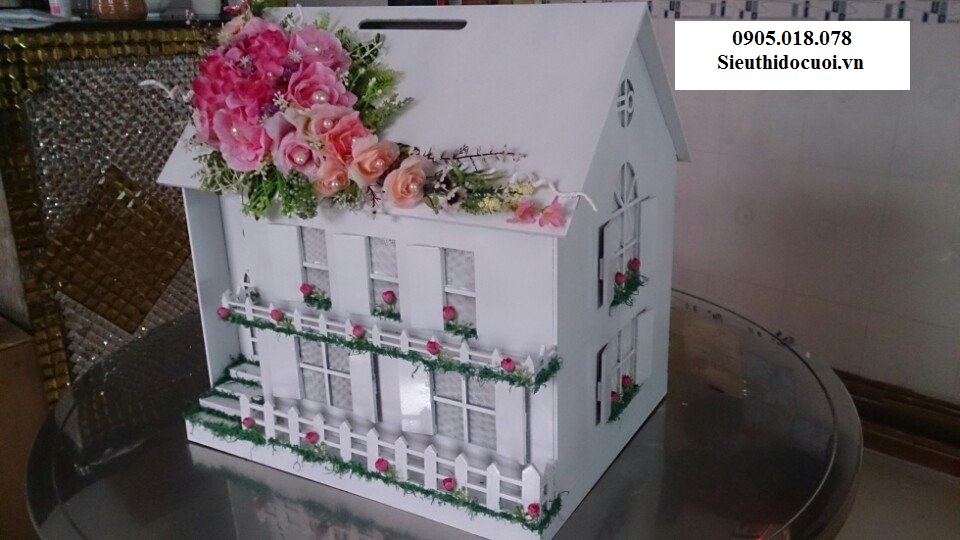 Thùng tiền đám cưới hình ngôi nhà hạnh phúc Thùng tiền đám cưới hình ngôi nhà hạnh phúc