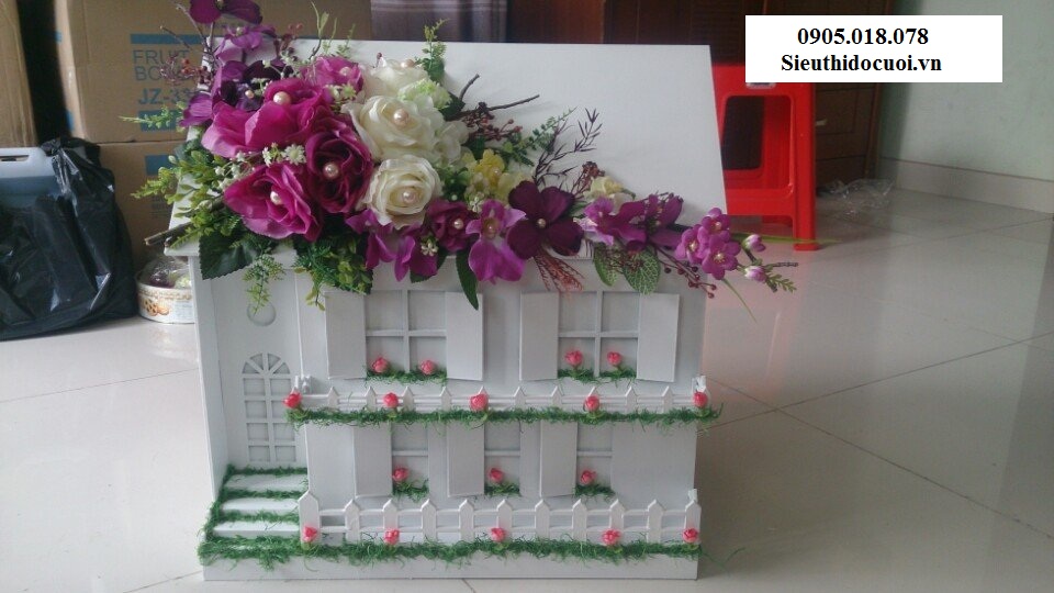 Thùng tiền đám cưới hình ngôi nhà hạnh phúc Thùng tiền đám cưới hình ngôi nhà hạnh phúc