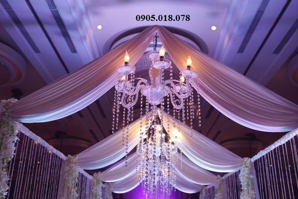 Đèn chùm pha lê nến 15 nhánh (15 nến) Đèn chùm pha lê nến 15 nhánh (15 nến)