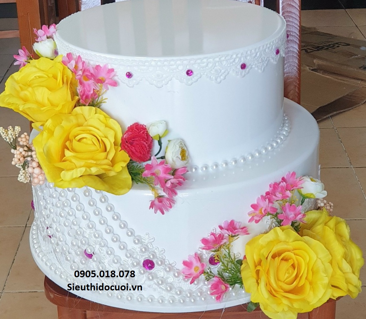 Bánh kem mô hình Bánh kem mô hình