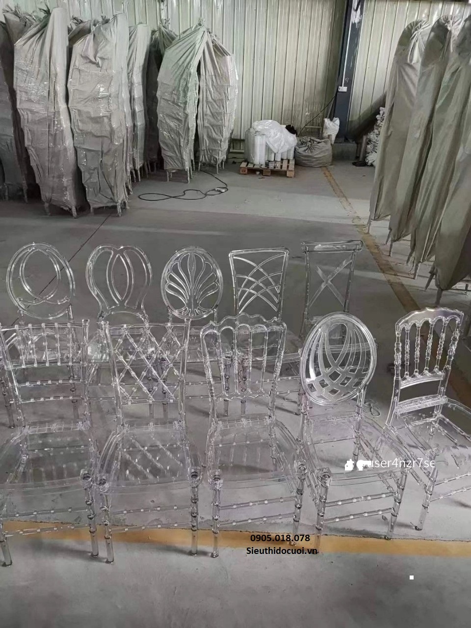 Ghế trong suốt Ghế trong suốt