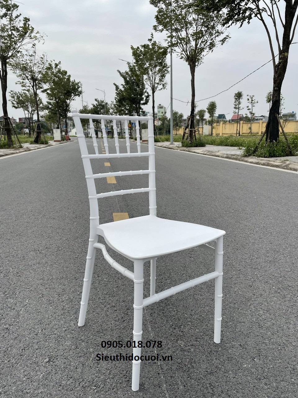 Ghế nhựa, ghế sắt Ghế nhựa, ghế sắt