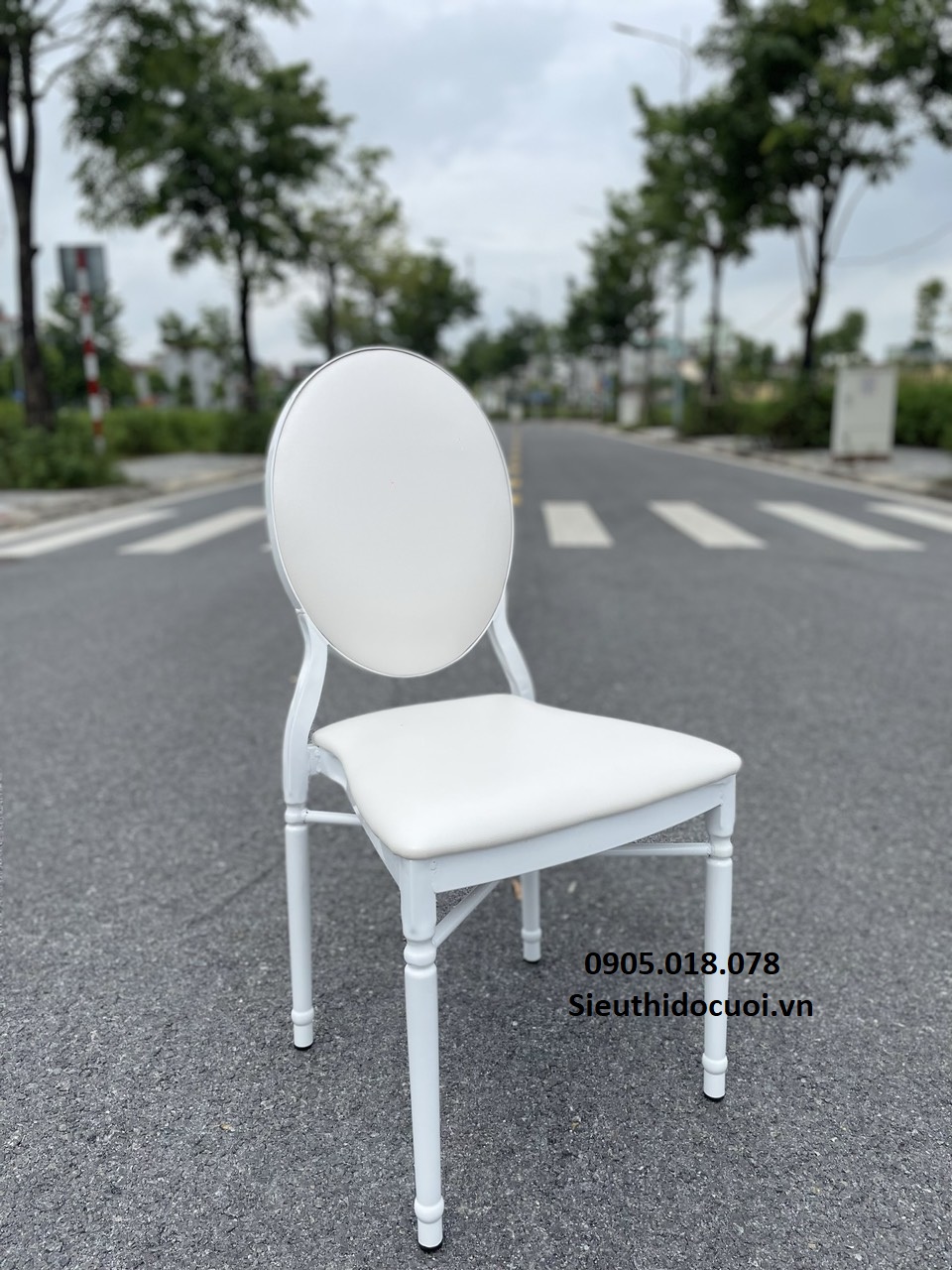 Ghế nhựa, ghế sắt Ghế nhựa, ghế sắt