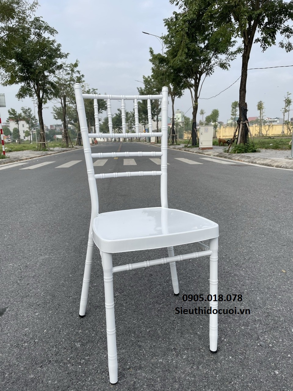 Ghế nhựa, ghế sắt Ghế nhựa, ghế sắt