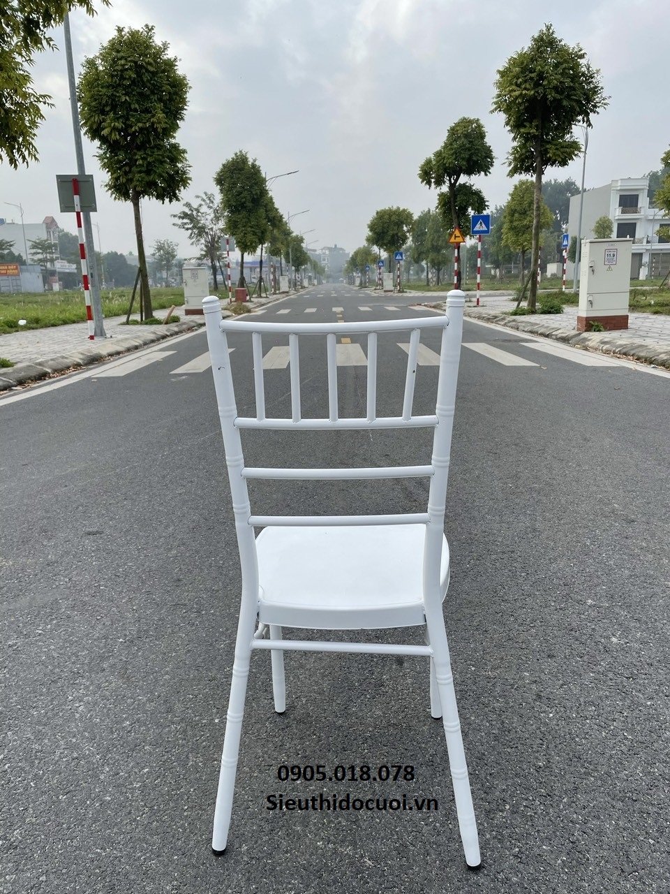 Ghế nhựa, ghế sắt Ghế nhựa, ghế sắt