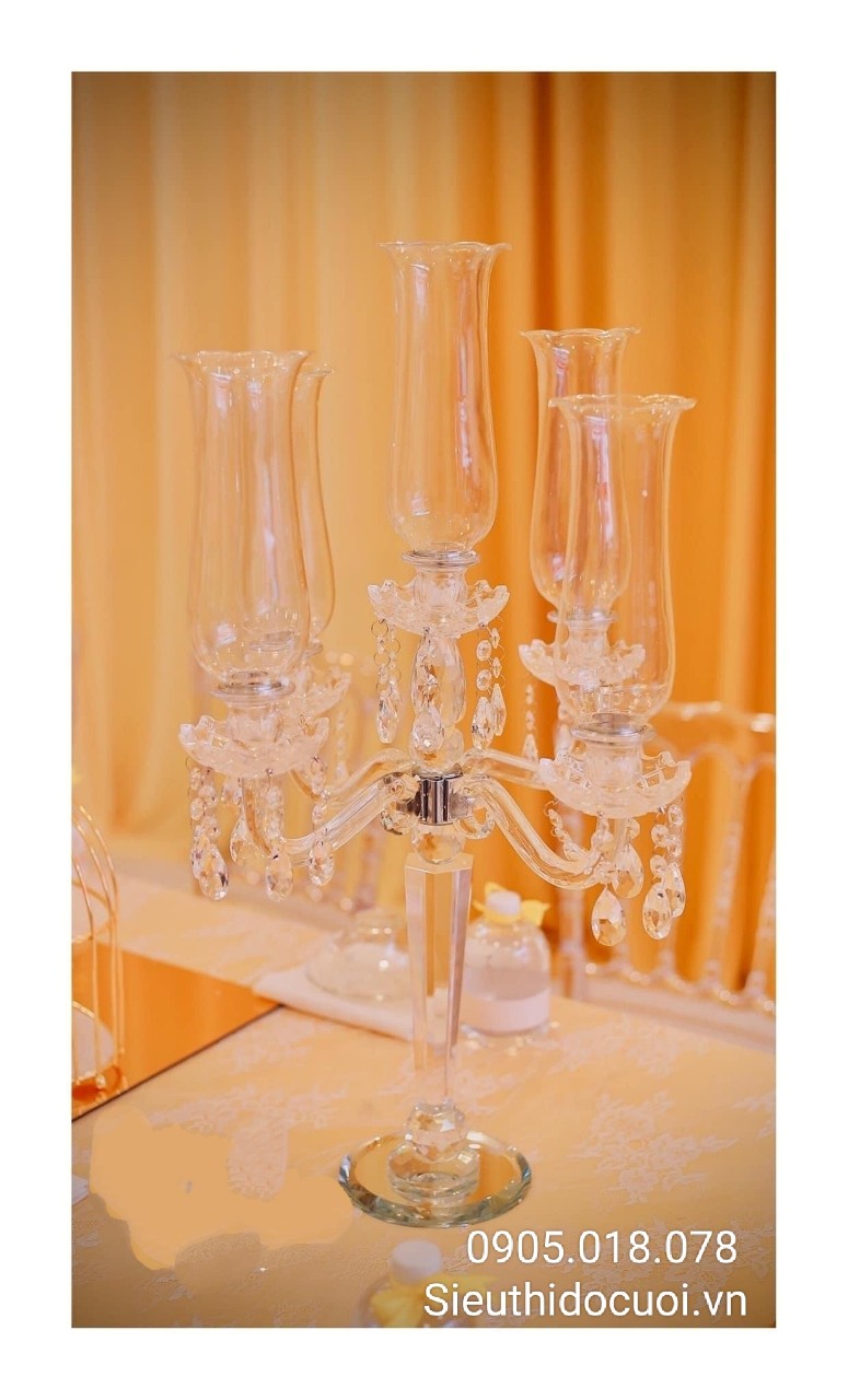 Chân Nến Pha Lê Trong Suốt Chân Nến Pha Lê Trong Suốt