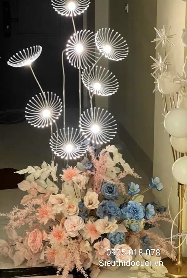 ĐÈN DẪN LỐI SÂN KHẤU BỒ CÔNG ANH ĐÈN DẪN LỐI SÂN KHẤU BỒ CÔNG ANH