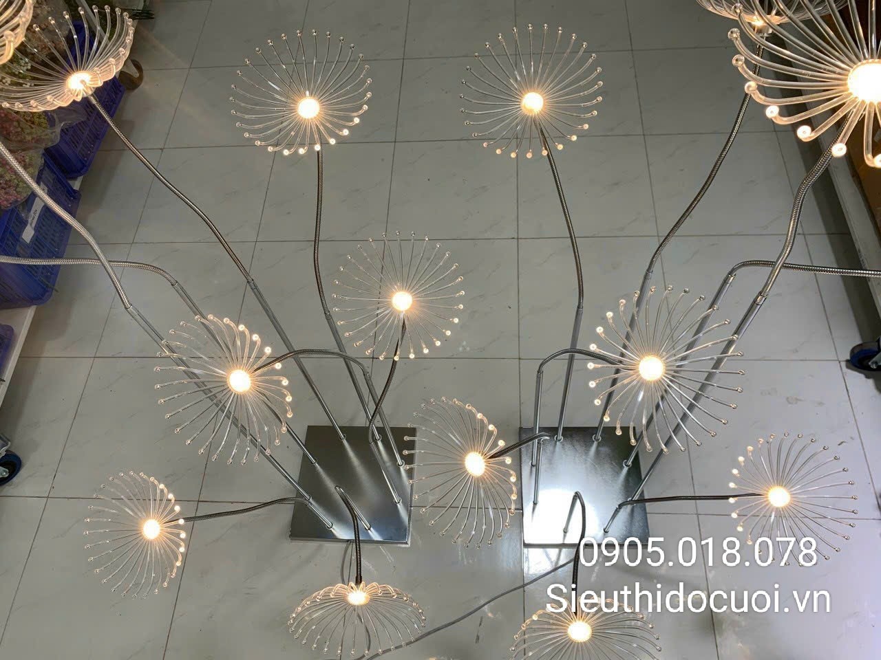 ĐÈN DẪN LỐI SÂN KHẤU BỒ CÔNG ANH ĐÈN DẪN LỐI SÂN KHẤU BỒ CÔNG ANH