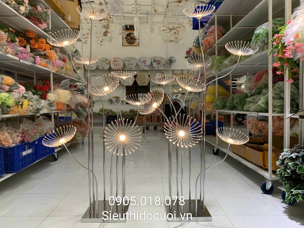 ĐÈN DẪN LỐI SÂN KHẤU BỒ CÔNG ANH ĐÈN DẪN LỐI SÂN KHẤU BỒ CÔNG ANH