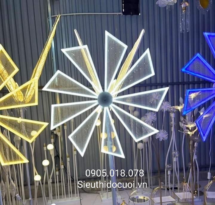 ĐÈN DẪN LỐI CỐI XAY GIÓ ĐÈN DẪN LỐI CỐI XAY GIÓ