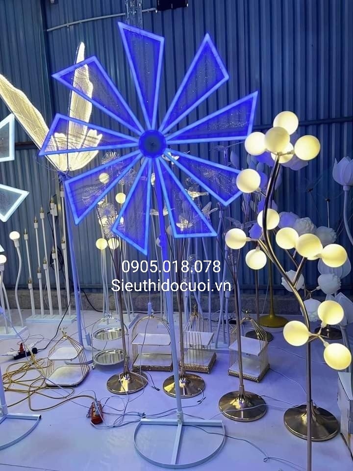 ĐÈN DẪN LỐI CỐI XAY GIÓ ĐÈN DẪN LỐI CỐI XAY GIÓ