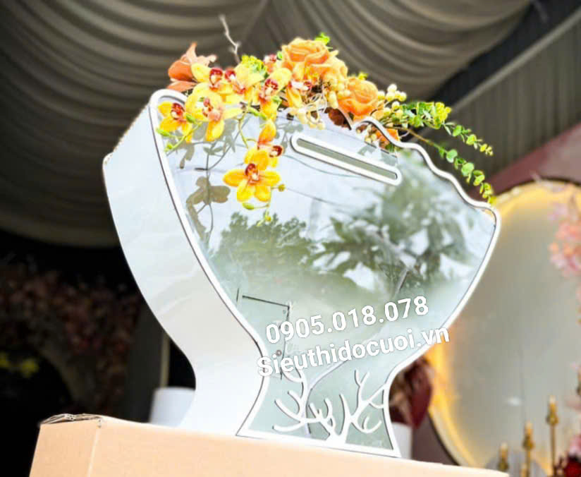 thùng tiền cưới thùng tiền cưới