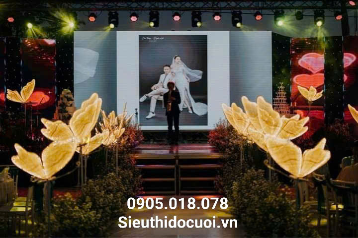 Đèn dẫn lối sân khấu đám cưới bướm led lớn Đèn dẫn lối sân khấu đám cưới bướm led lớn