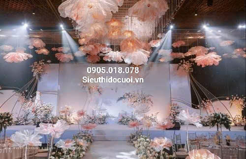 Dẫn lối sân khấu hoa voan Dẫn lối sân khấu hoa voan