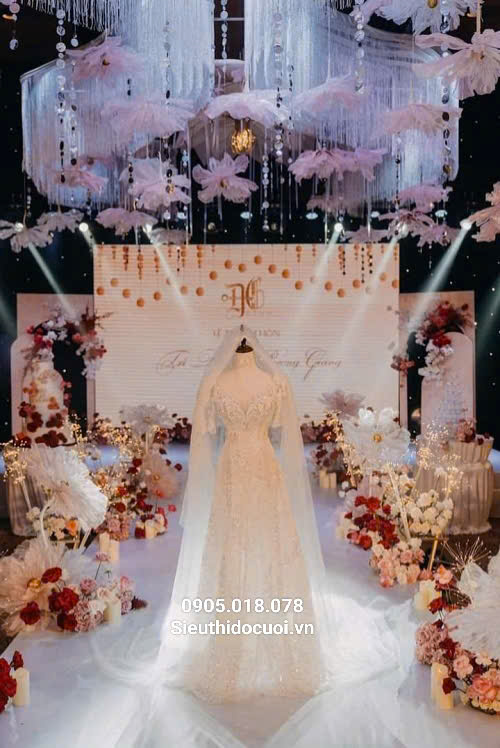 Dẫn lối sân khấu hoa voan Dẫn lối sân khấu hoa voan