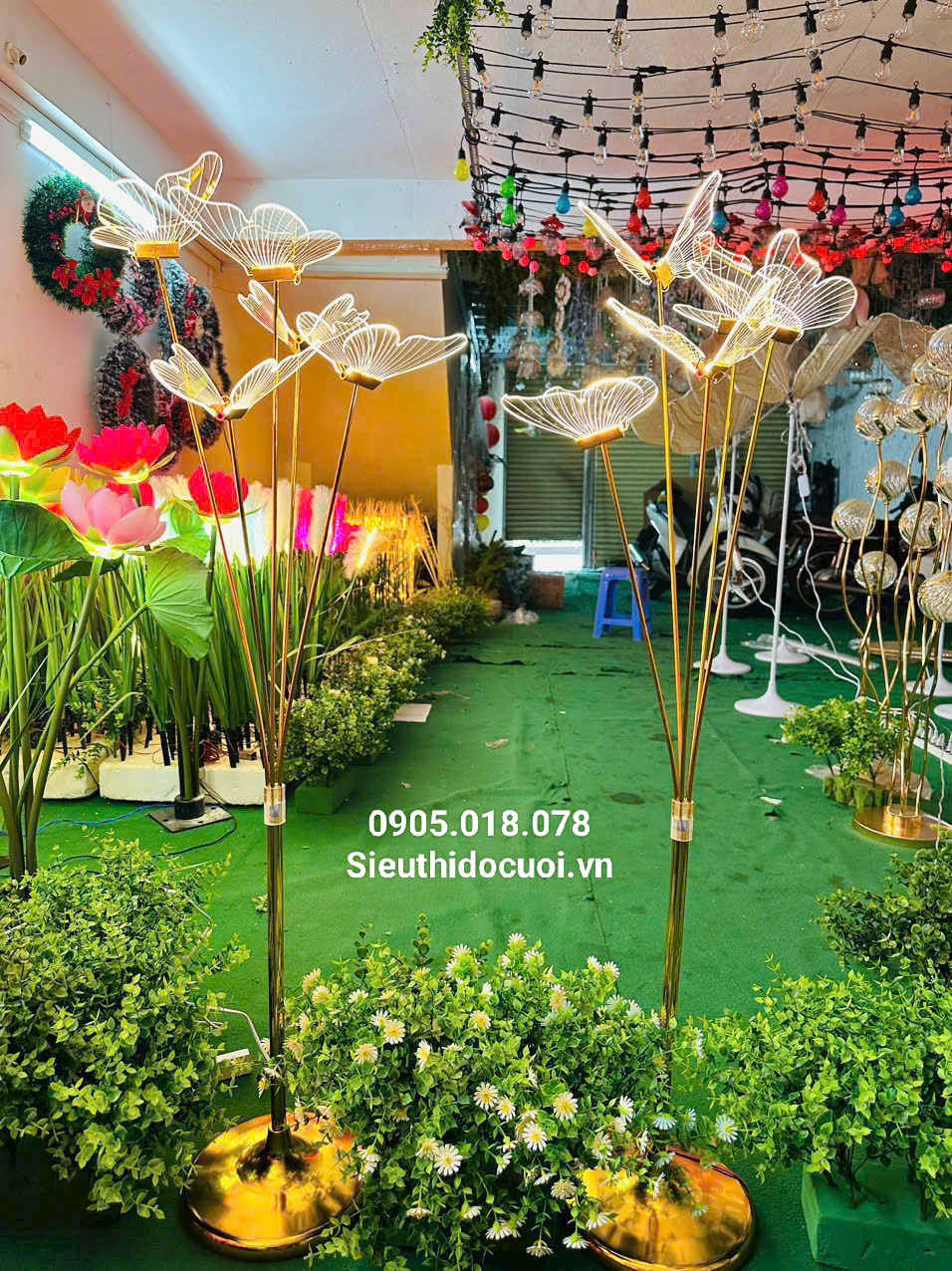 Đèn dẫn lối sân khấu bướm meka Đèn dẫn lối sân khấu bướm meka