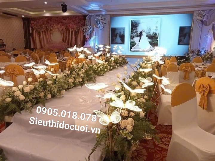 Đèn dẫn lối sân khấu bướm meka Đèn dẫn lối sân khấu bướm meka