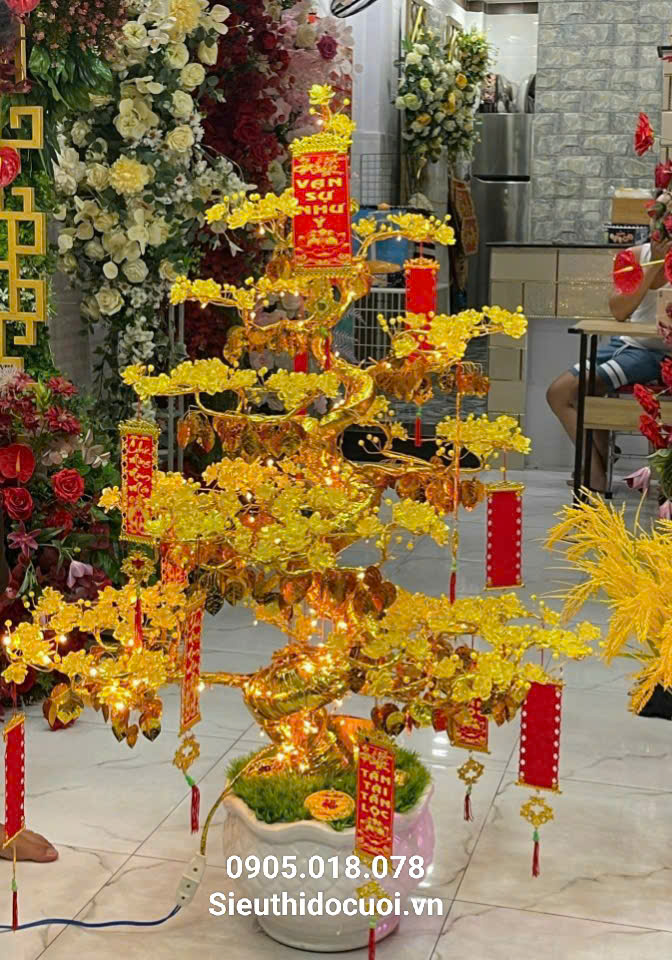 Hoa Mai Pha Lê Hoa Mai Pha Lê