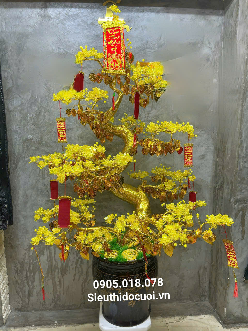 Hoa Mai Pha Lê Hoa Mai Pha Lê