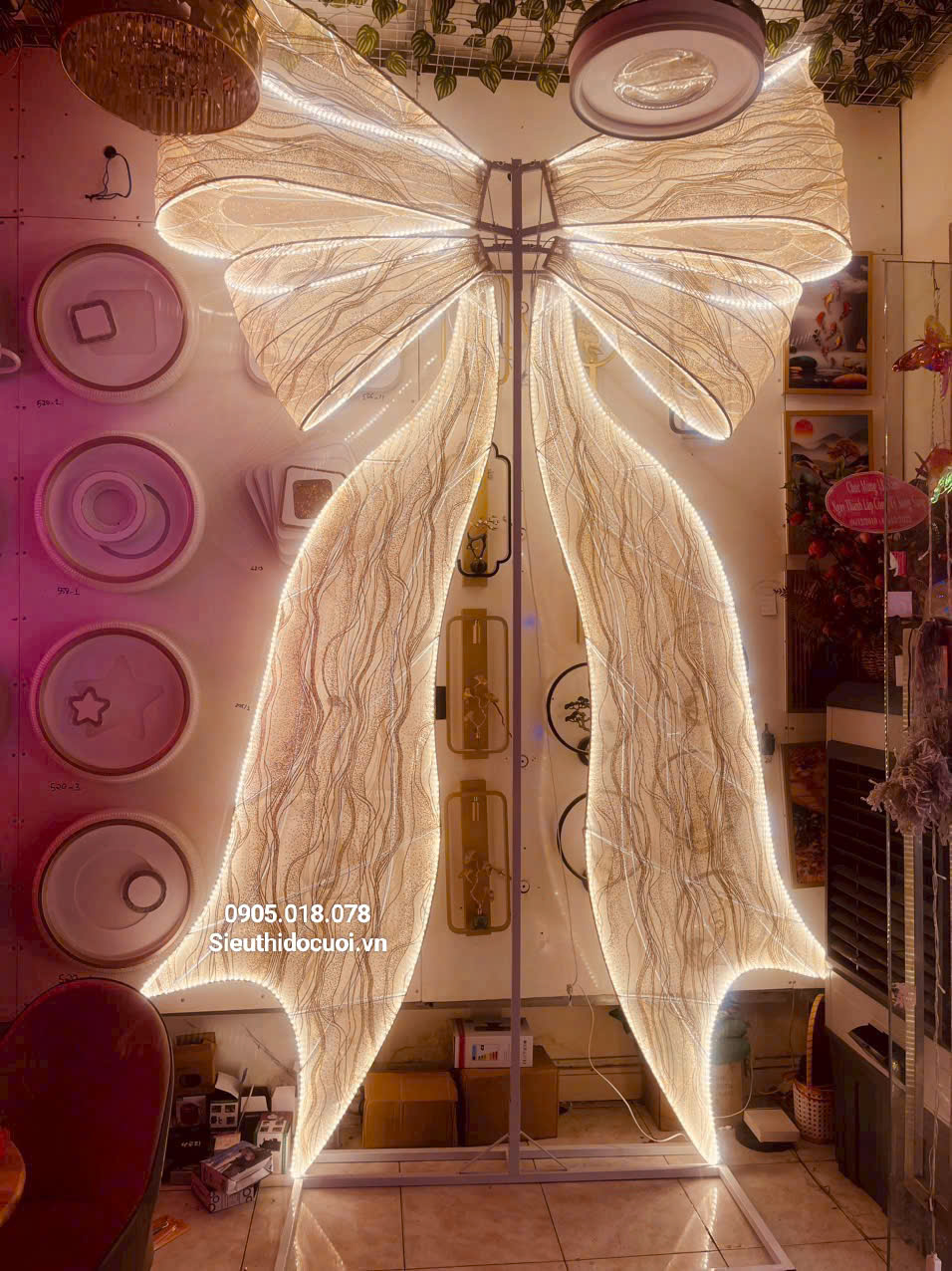 Backdrop đám cưới Nơ LED Khổng Lồ Backdrop đám cưới Nơ LED Khổng Lồ