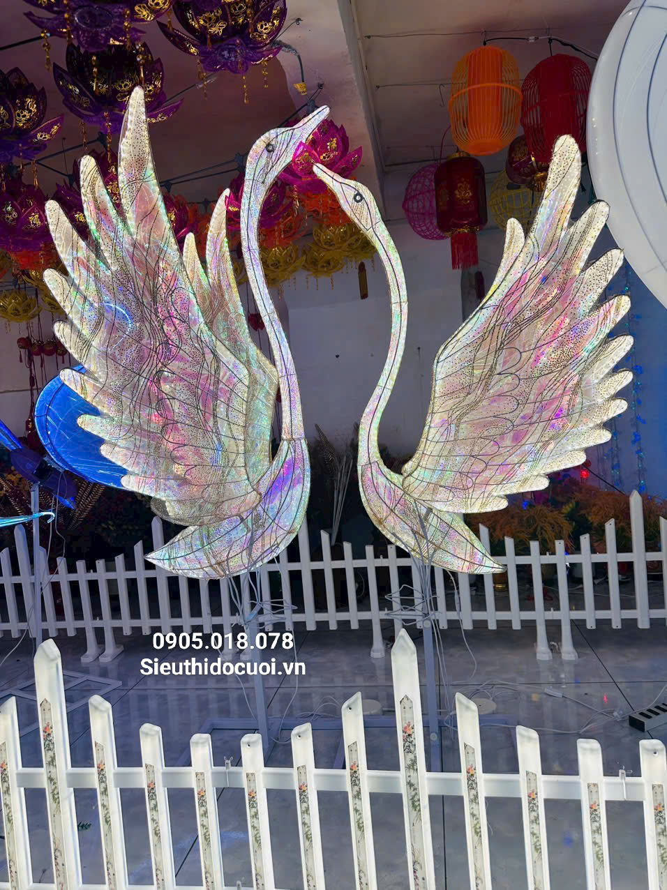Đèn dẫn lối đám cưới chim thiên nga khổng lồ LED Đèn dẫn lối đám cưới chim thiên nga khổng lồ LED