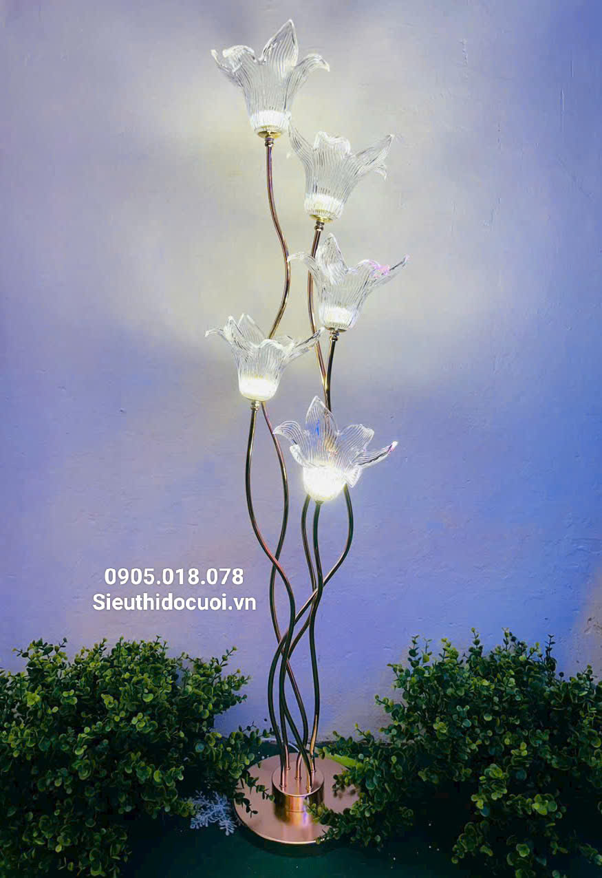 Đèn Dẫn Lối Đám Cưới Hoa Bách Hợp Bông Nhỏ Đèn Dẫn Lối Đám Cưới Hoa Bách Hợp Bông Nhỏ