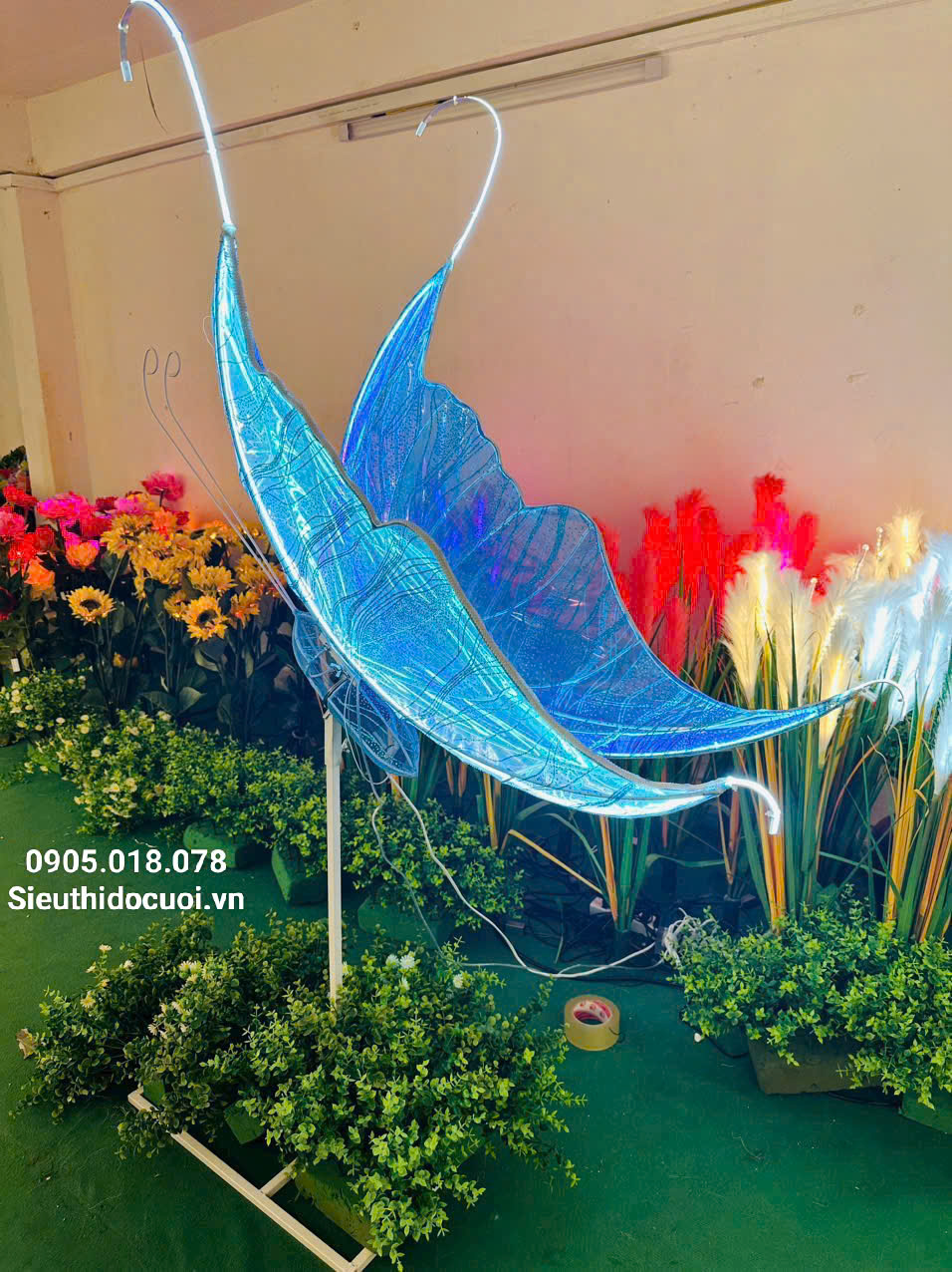 Đèn Led Cánh Bướm Có Động Cơ Đèn Led Cánh Bướm Có Động Cơ