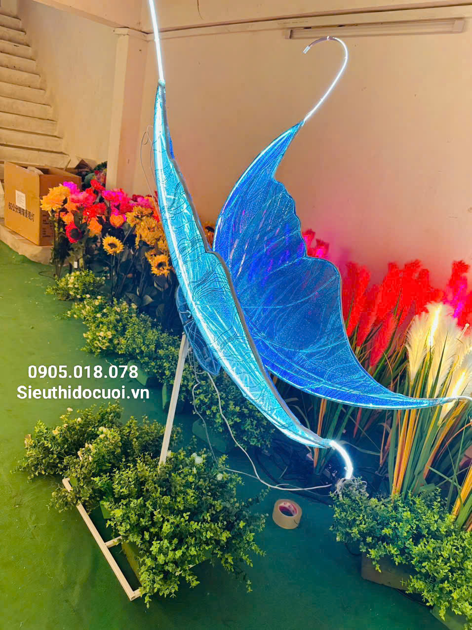 Đèn Led Cánh Bướm Có Động Cơ Đèn Led Cánh Bướm Có Động Cơ