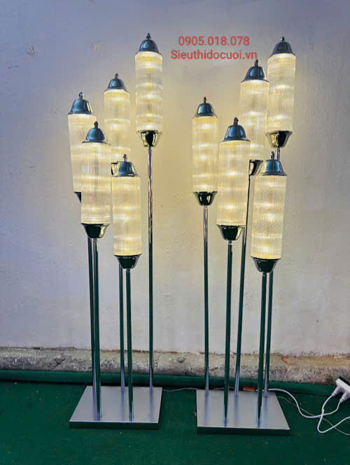 Đèn dẫn lối đám cưới hình ống cầu là Đèn dẫn lối đám cưới hình ống cầu