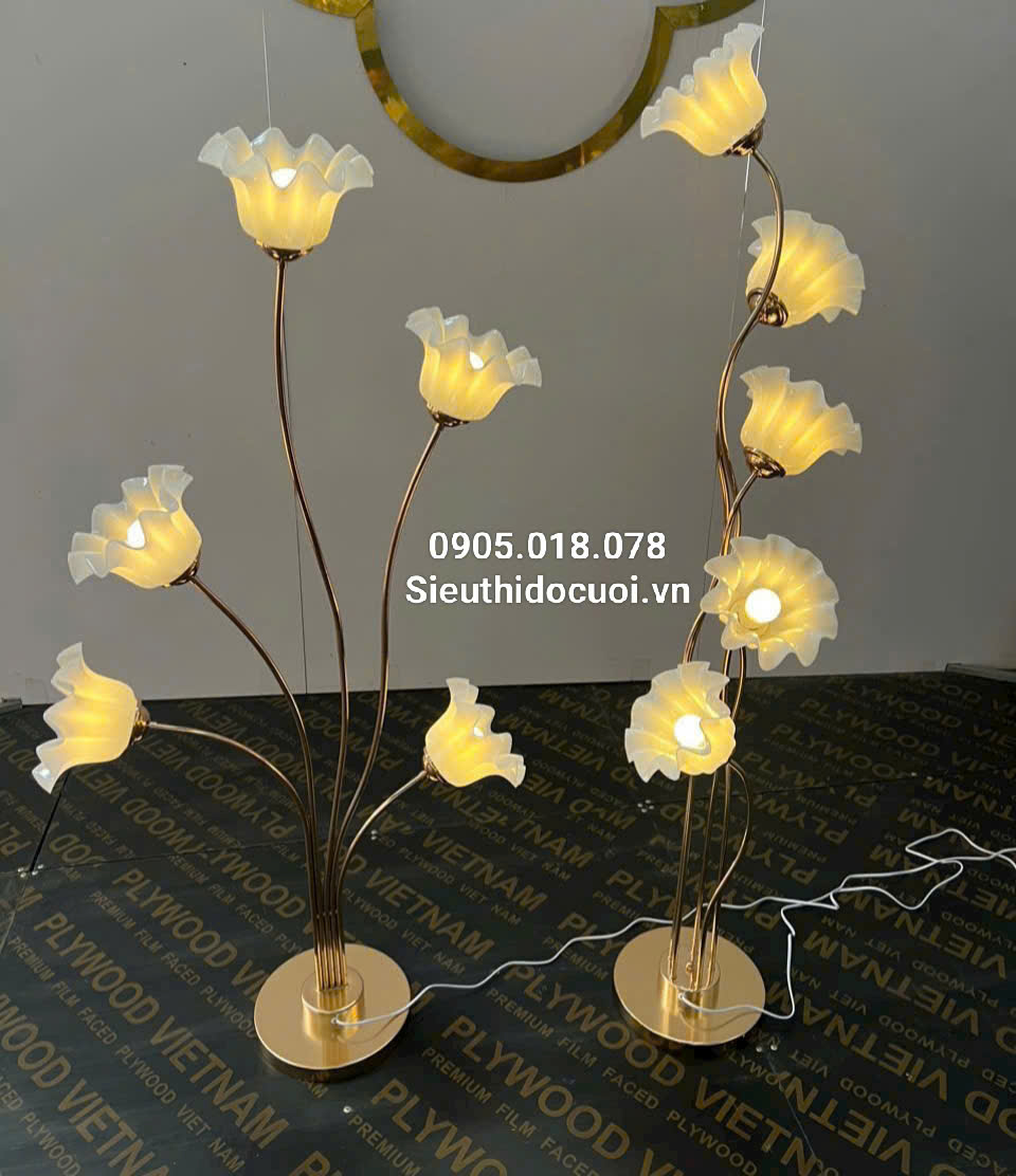 Đèn dẫn lối đám cưới hoa chuông Đèn dẫn lối đám cưới hoa chuông